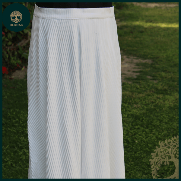 Breezy Elegance - Image 7