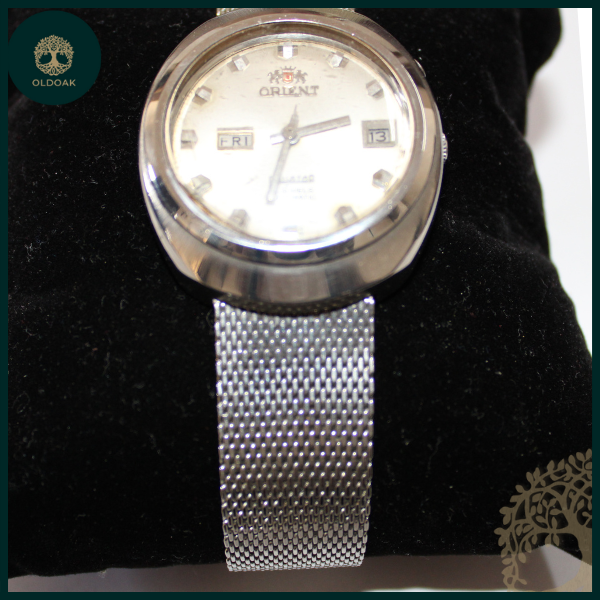 "Vintage Revival" Orient Oval Dial Watch - Image 3